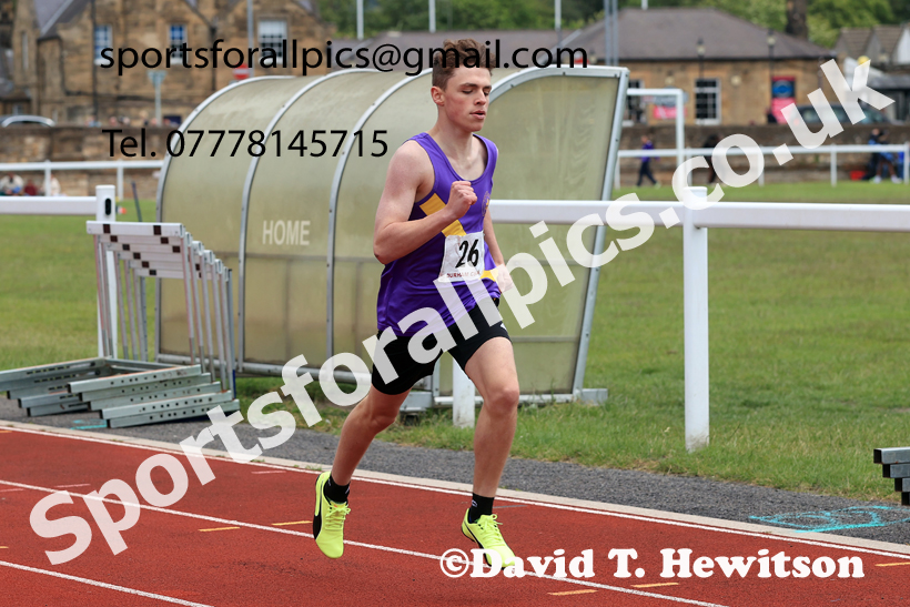 Middle Distance, 2026 Northern Schools Inter Counties, Wentworth, Hexham. Photo: David T. Hewitson/Sports for All Pics
